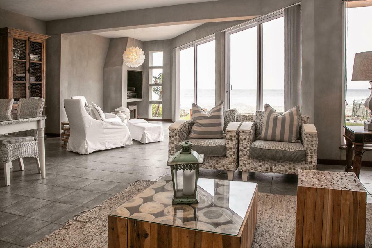 Blue Pearl - Situated Right On The Beach Swakopmund Exterior photo